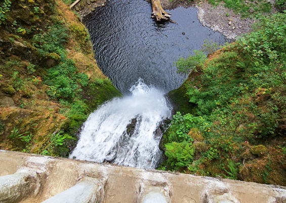 Peaktoursandtransit Porland City Tour And Waterfall Slider Multnomah Falls