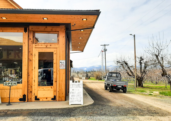 Peaktoursandtransit Wine Waterfall And Timberline Lodge Slider Country Farm